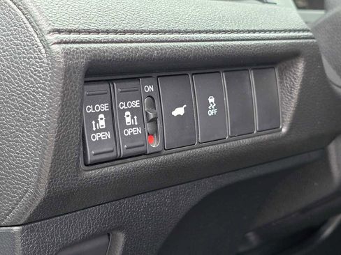 Used 2025 Honda Odyssey Sport-L image 26