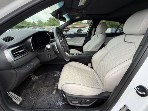 Used 2025 Genesis G70 3.3T Advanced w/ Sport Prestige Package AWD/4WD image 14