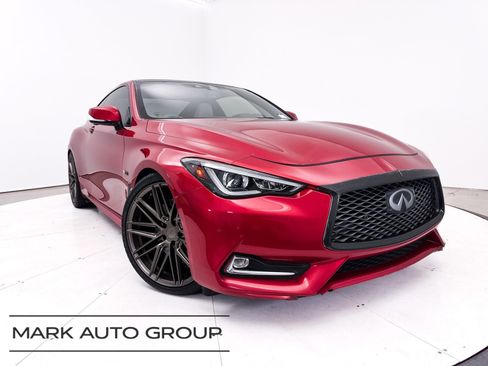 Used 2017 INFINITI Q60 Red Sport 400 image 1