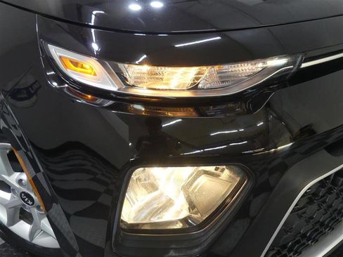 Used 2021 Kia Soul S FWD image 15