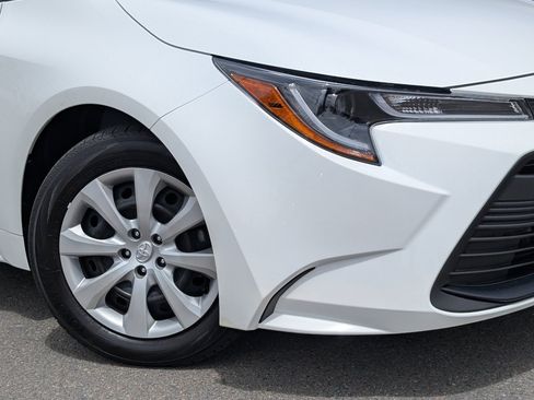 Used 2026 Toyota Corolla LE FWD image 10