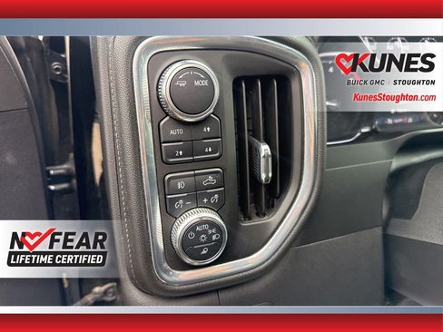 Used 2021 GMC Sierra 1500 SLT w/ SLT Premium Package AWD/4WD image 23