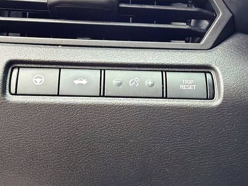Used 2022 Nissan Altima 2.5 SL FWD image 33