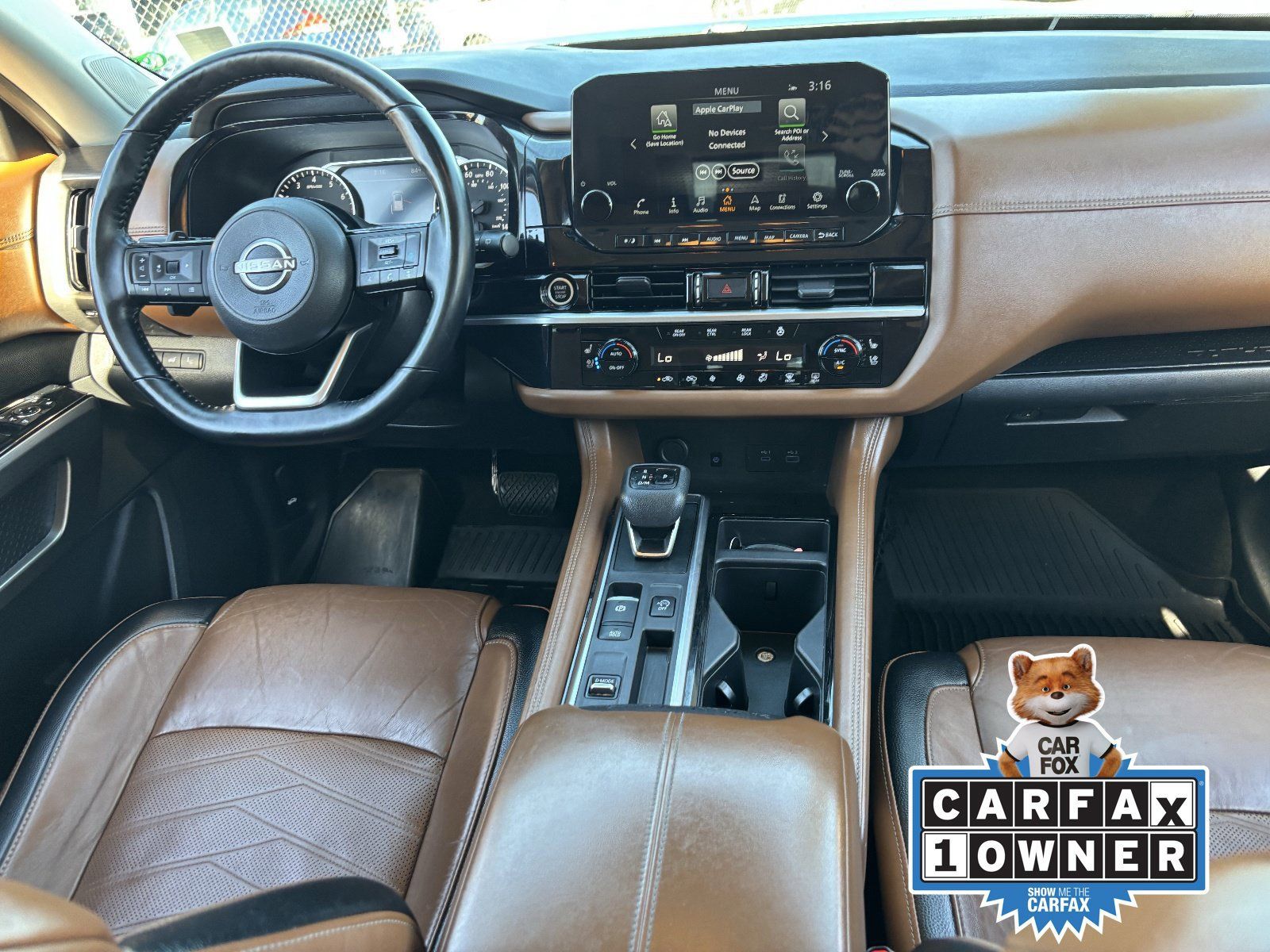 Used 2022 Nissan Pathfinder Platinum w/ Cargo Package FWD image 16