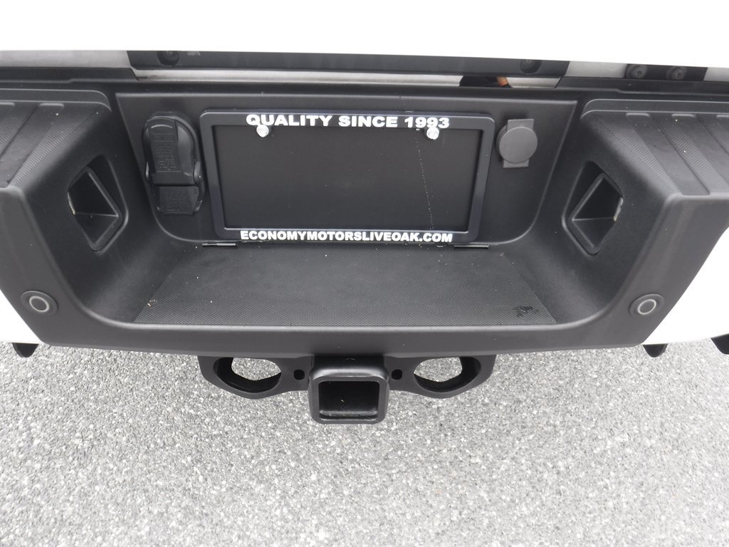 Used 2024 Ford F250 Lariat w/ Sport Appearance Package AWD/4WD image 8