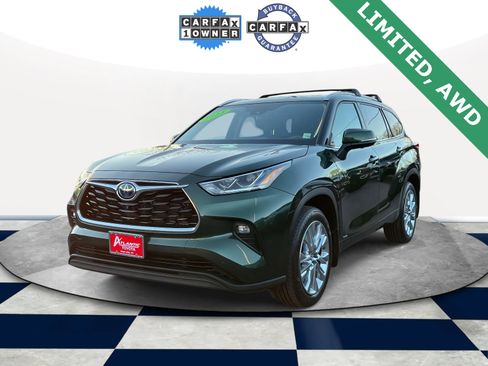 Used 2023 Toyota Highlander Limited image 2