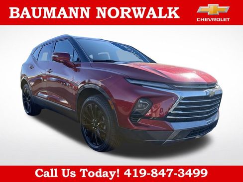 Used 2023 Chevrolet Blazer Premier AWD/4WD image 1