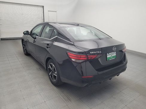 Used 2025 Nissan Sentra SV FWD image 5