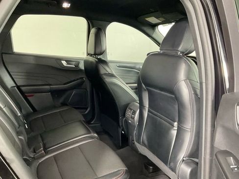 Used 2024 Ford Escape ST-Line image 19