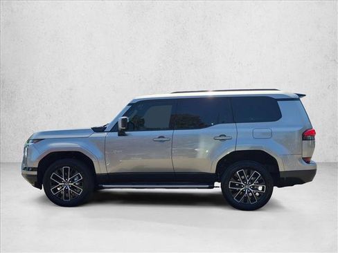 Certified 2025 Lexus GX 550 w/ Accessory Package (Z1) AWD/4WD image 11