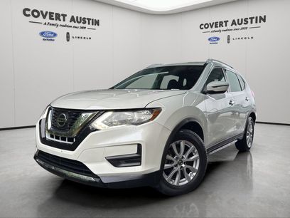 Used 2018 Nissan Rogue SV w/ Premium Package