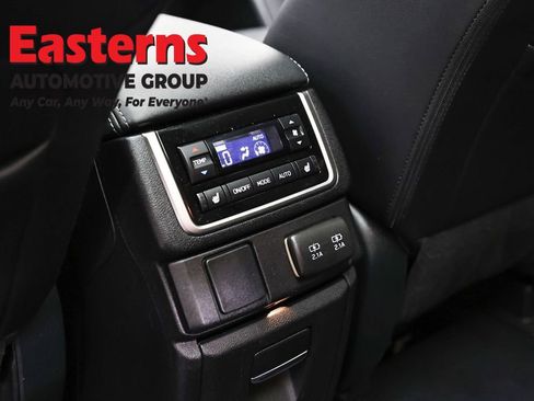 Used 2021 Subaru Ascent Limited w/ Technology Package AWD/4WD image 89