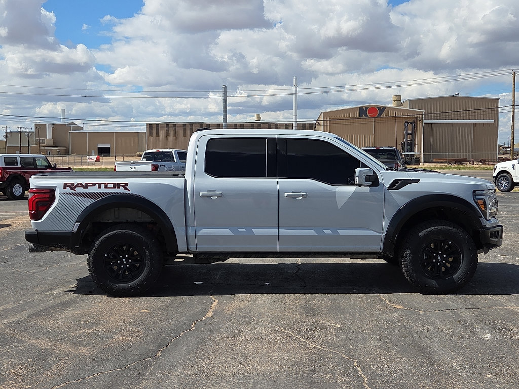 Used 2025 Ford F150 Raptor AWD/4WD image 6