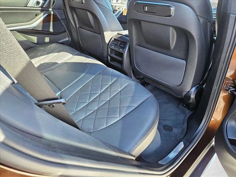 Used 2025 BMW X5 xDrive40i w/ Parking Assistance Package AWD/4WD image 19