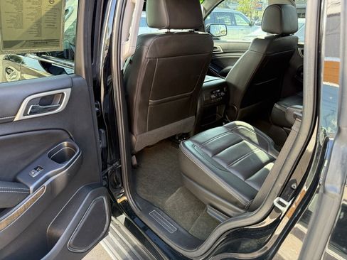 Used 2018 GMC Yukon Denali image 27