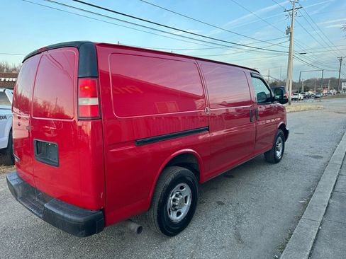 Used 2013 Chevrolet Express 2500 image 6