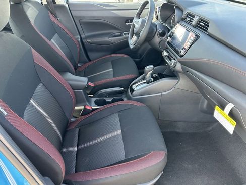 New 2025 Nissan Versa SR w/ Trunk Package image 9