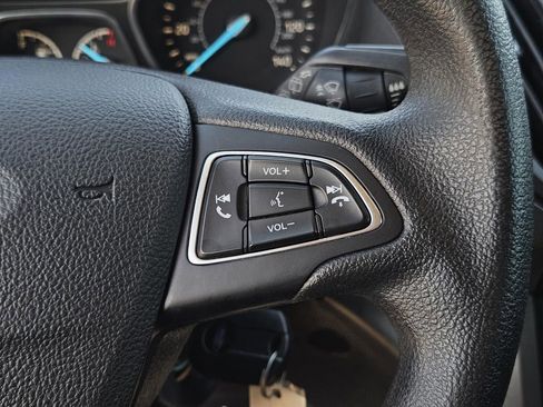 Used 2018 Ford Escape S image 12