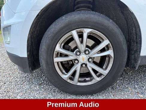 Used 2017 Chevrolet Equinox LT AWD/4WD image 11