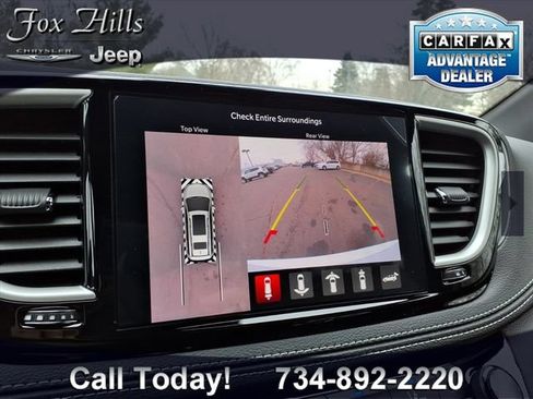 New 2026 Chrysler Pacifica Select AWD/4WD image 22