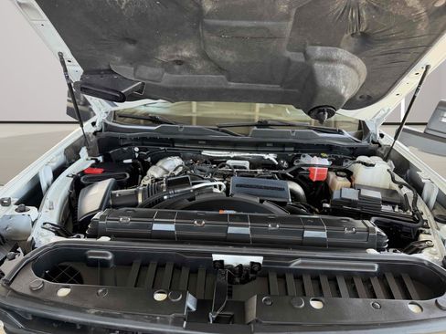 Used 2025 Chevrolet Silverado 2500 LT AWD/4WD image 22