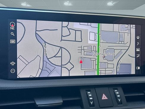 Certified 2020 Lexus ES 300h w/ Luxury Package image 24