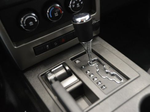 Used 2012 Jeep Liberty Sport image 23