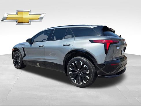 Used 2024 Chevrolet Blazer EV RS AWD/4WD image 5
