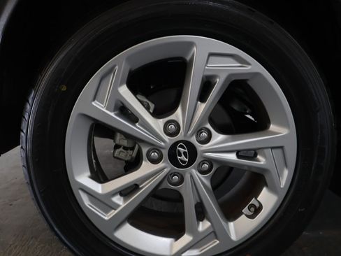 Used 2023 Hyundai Kona SEL FWD image 31