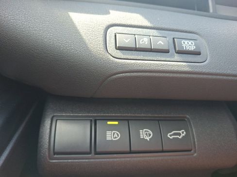 New 2026 Subaru Solterra image 18