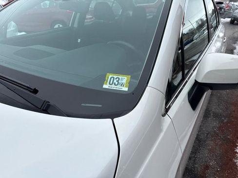 Used 2017 Subaru Legacy 2.5i Premium image 5