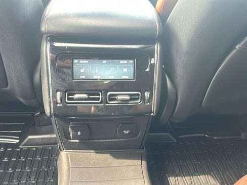 Used 2020 Lincoln Aviator Reserve w/ Equipment Group 202A AWD/4WD image 20