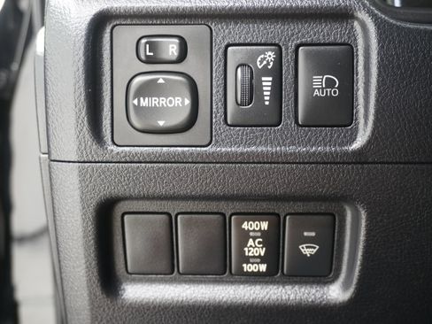 Used 2024 Toyota 4Runner SR5 AWD/4WD image 22