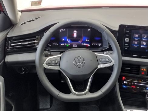 New 2026 Volkswagen Jetta SE FWD image 33