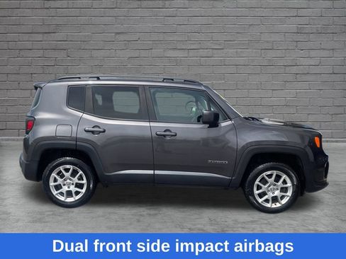 Used 2019 Jeep Renegade Latitude AWD/4WD image 9