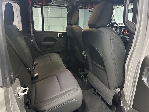 Used 2021 Jeep Wrangler Unlimited Sport image 12