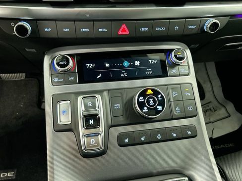 Used 2024 Hyundai Palisade Calligraphy AWD/4WD image 17