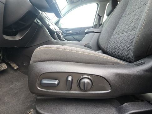 Used 2024 Chevrolet Equinox LT w/ LPO, Floor Liner Package image 20