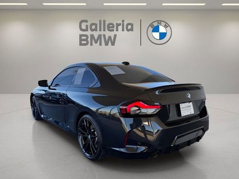 Used 2024 BMW 230i Coupe w/ Premium Package image 10
