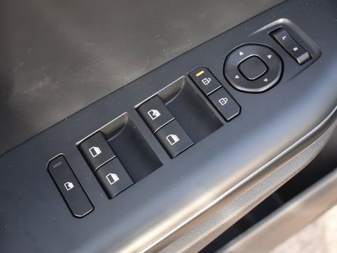 New 2026 Kia K4 FWD image 18
