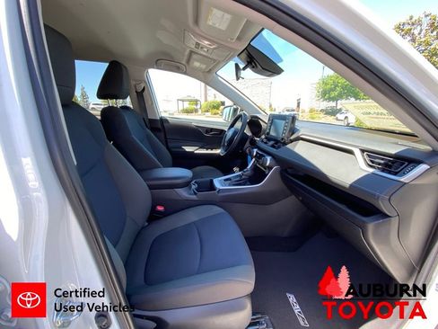 Certified 2022 Toyota RAV4 LE w/ Carpet Mat Package (TMS) AWD/4WD image 14
