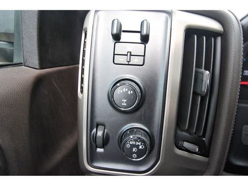 Used 2018 GMC Sierra 2500 Denali w/ Duramax Plus Package AWD/4WD image 21