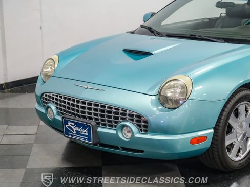 Used 2002 Ford Thunderbird image 21