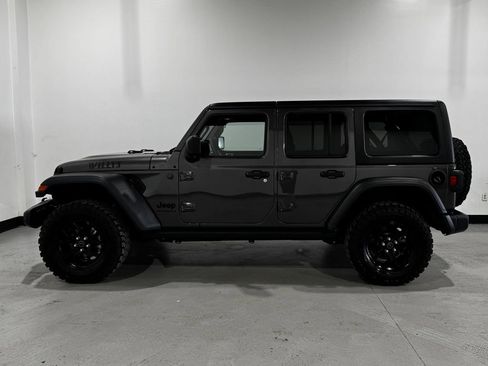 Used 2025 Jeep Wrangler Unlimited Sport AWD/4WD image 13