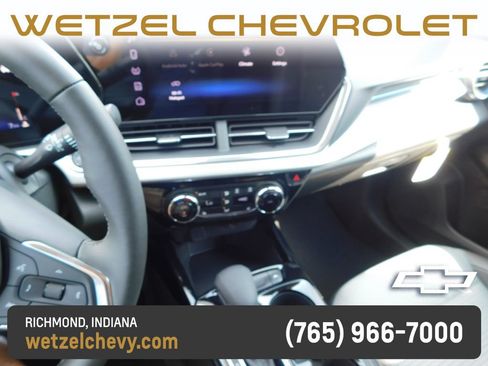 New 2026 Chevrolet Trax LT w/ Driver Confidence Package FWD image 30