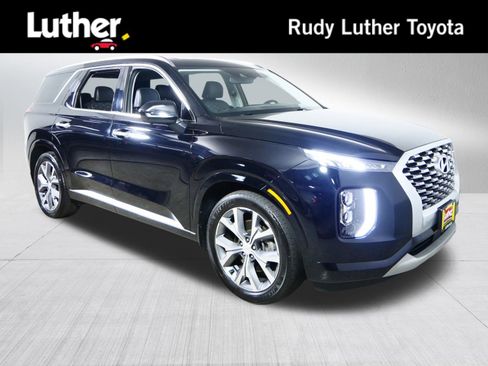 Used 2022 Hyundai Palisade Limited w/ Cargo Package FWD image 1