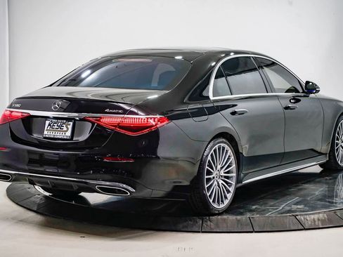 Used 2023 Mercedes-Benz S 580 4MATIC Sedan image 4