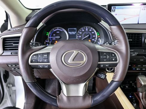 Used 2019 Lexus RX 450h AWD w/ Luxury Package image 9