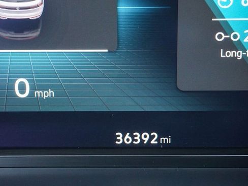 Used 2024 Volkswagen Atlas Cross Sport SE image 26