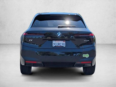 Used 2024 BMW iX xDrive50 AWD/4WD image 9